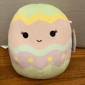 Edie the Egg Easter Squishmallow 8”
